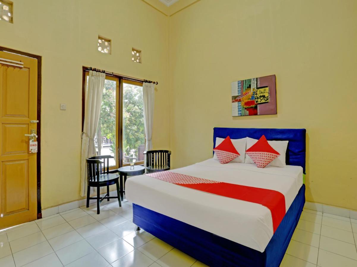 Oyo 3096 Hotel Dewi Warsiki Гилиманук Екстериор снимка